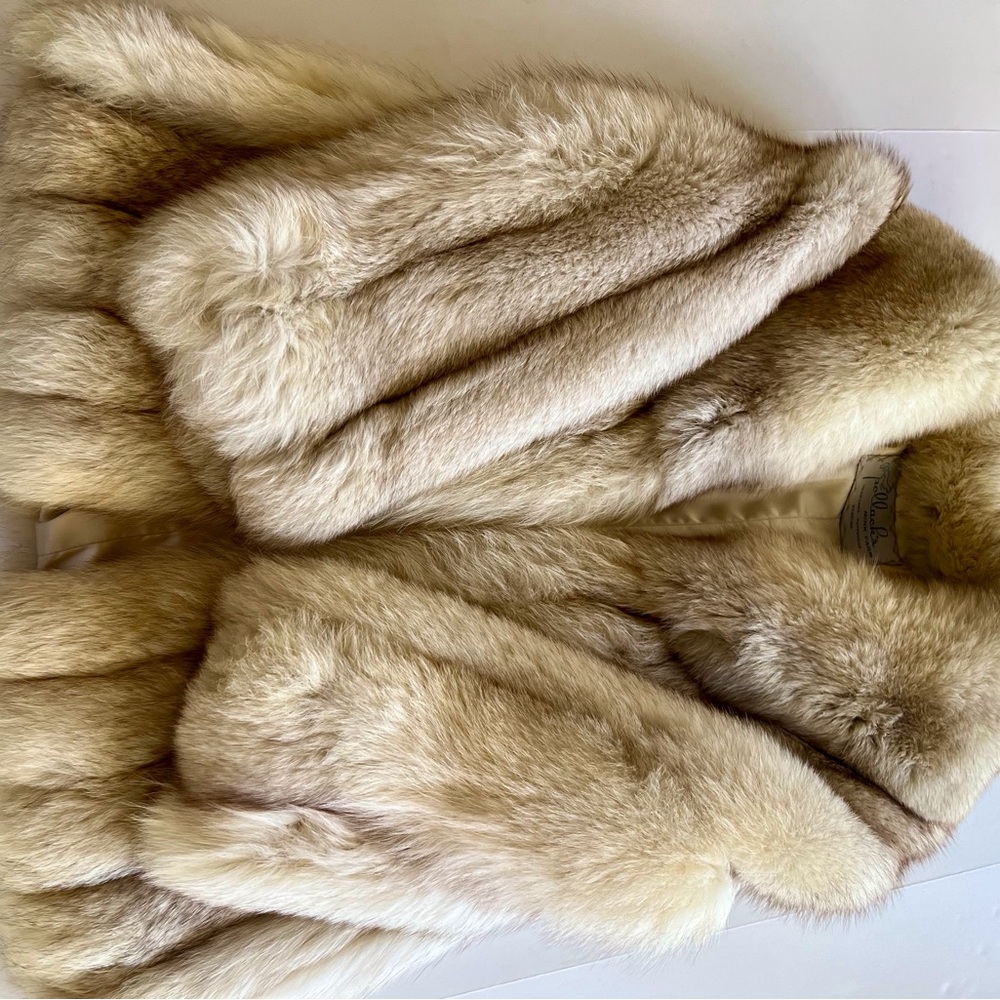 Luxurious Cream Fur jacket